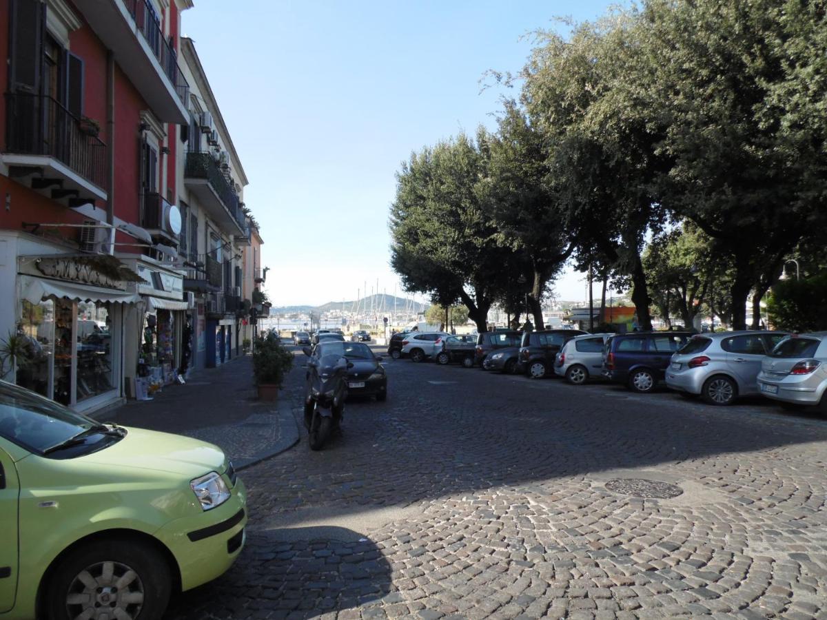 A Casa Di Monica Apartment Pozzuoli Ngoại thất bức ảnh