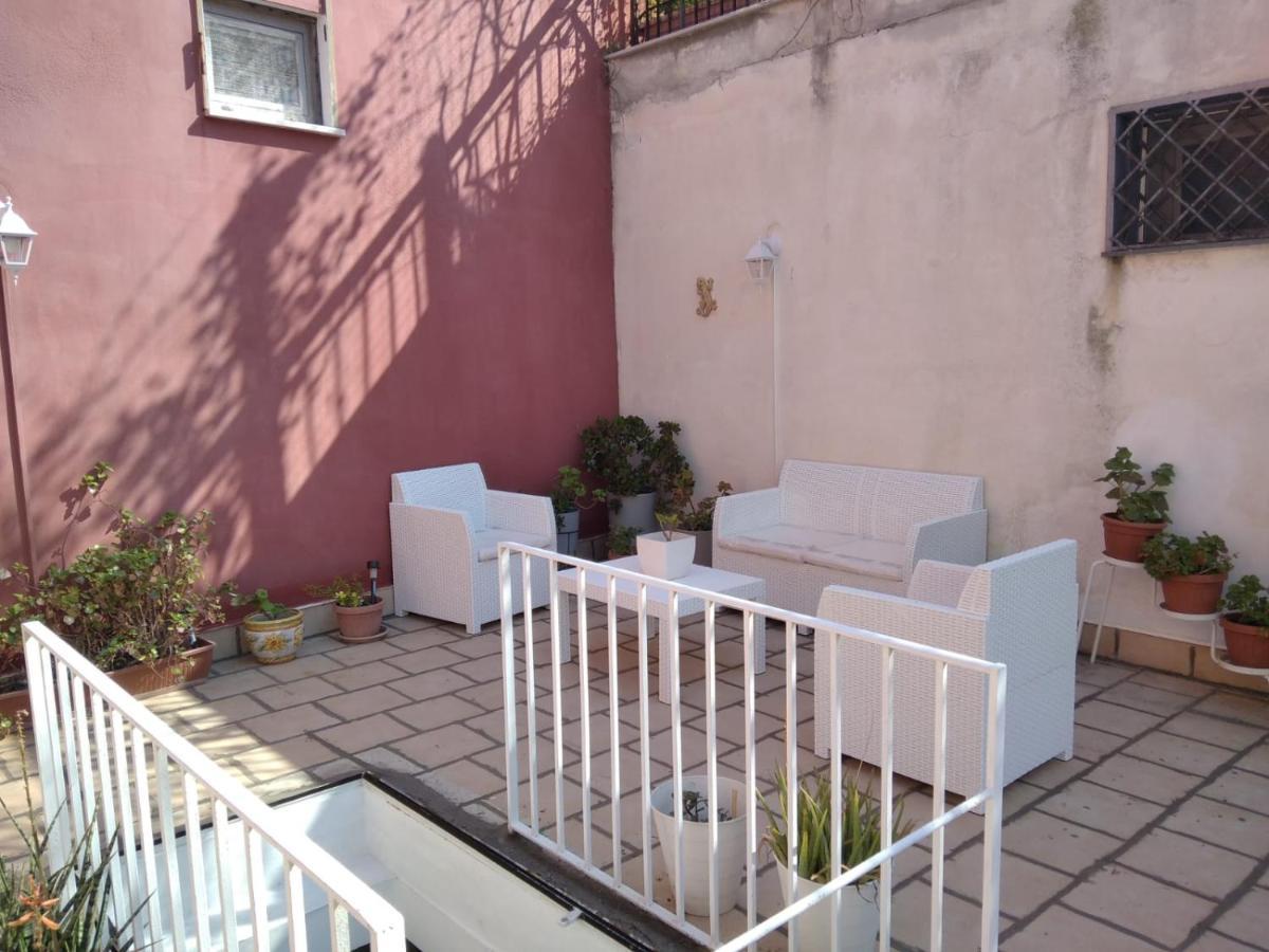 A Casa Di Monica Apartment Pozzuoli Ngoại thất bức ảnh